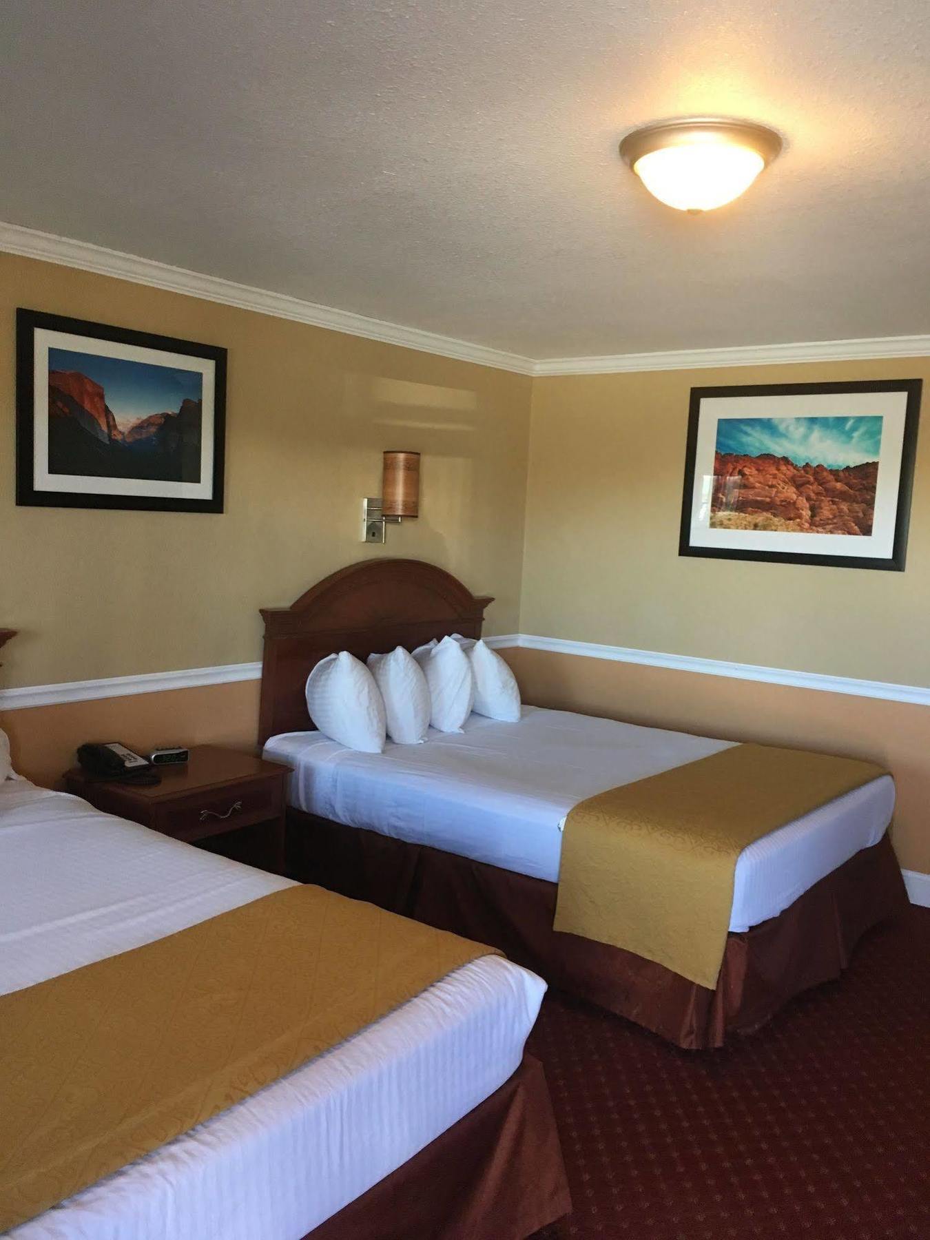 Travelodge By Wyndham Hawthorne Kültér fotó